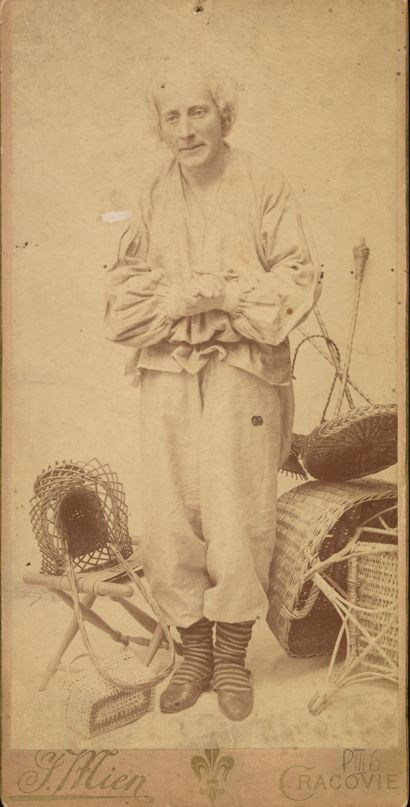 Leon Stępowski w niezidentyfikowanej roli scenicznej, J. Mien, Kraków ok. 1888, polona.pl